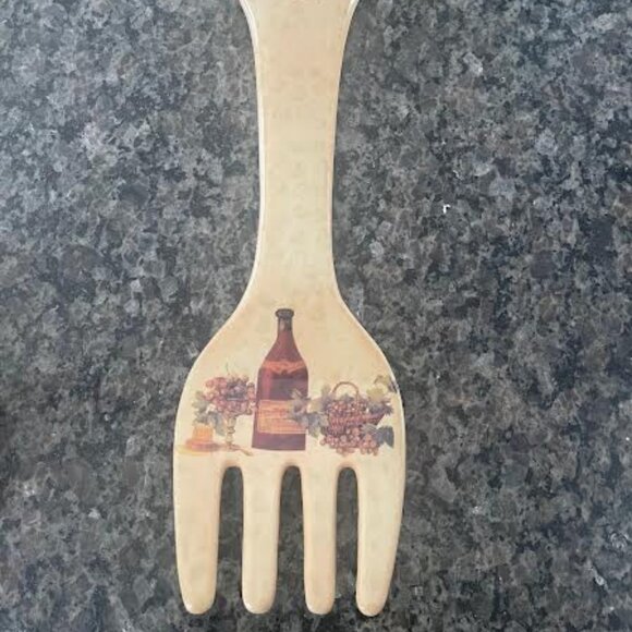 Set of 3 Ceramic Utensil  Wall Hang Plaques -Spoon, Ladle and Fork Wall Accent - Picture 10 of 15